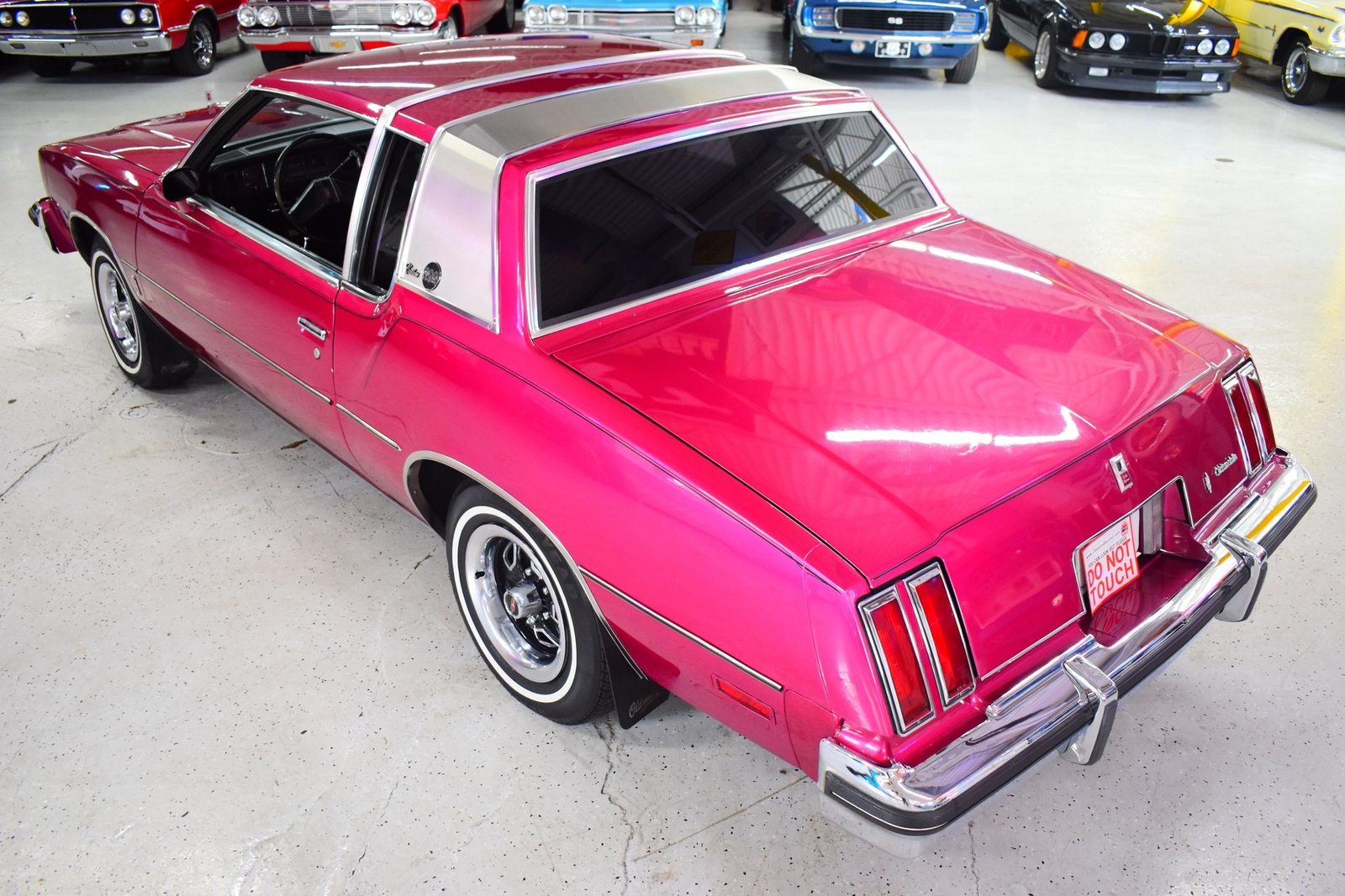 Oldsmobile-Cutlass-1980-Coupe-17