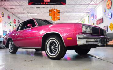 Oldsmobile-Cutlass-1980-Coupe-2