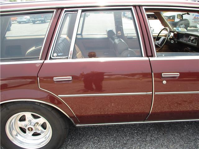 Oldsmobile-Cutlass-1982-Wagon-10