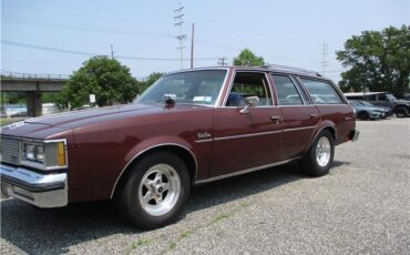 Oldsmobile-Cutlass-1982-Wagon-20
