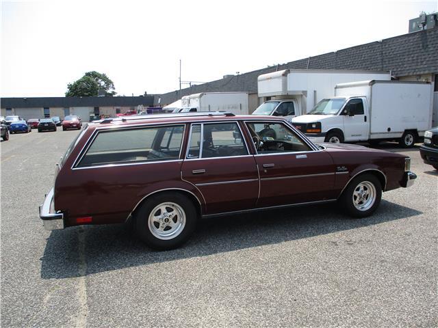 Oldsmobile-Cutlass-1982-Wagon-6