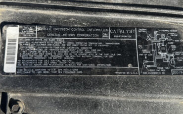 Oldsmobile-Cutlass-1985-Sedan-31