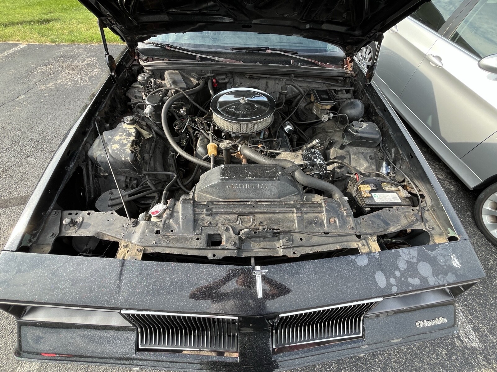 Oldsmobile-Cutlass-1986-Coupe-11