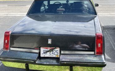 Oldsmobile-Cutlass-1986-Coupe-2