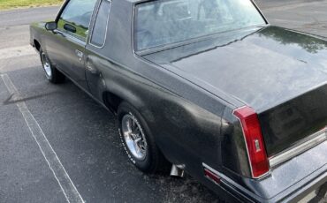 Oldsmobile-Cutlass-1986-Coupe-6