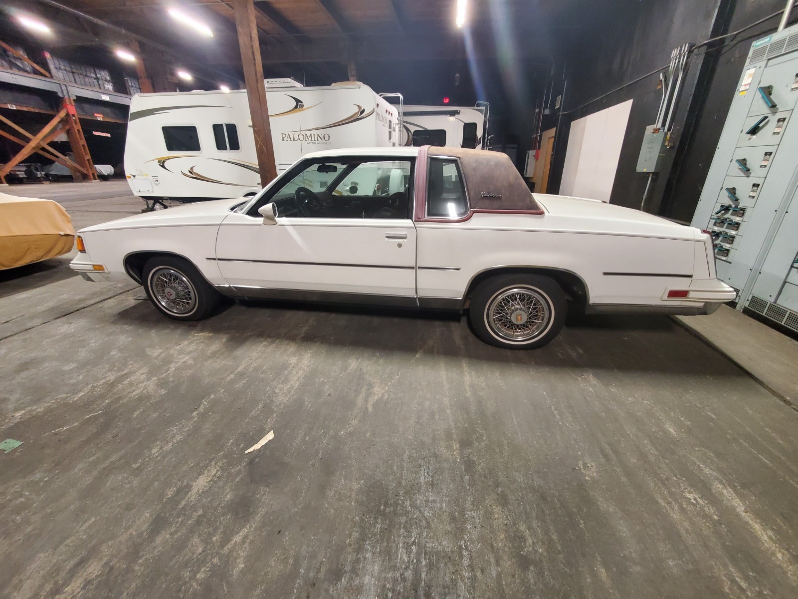 Oldsmobile-Cutlass-1987-Coupe-1