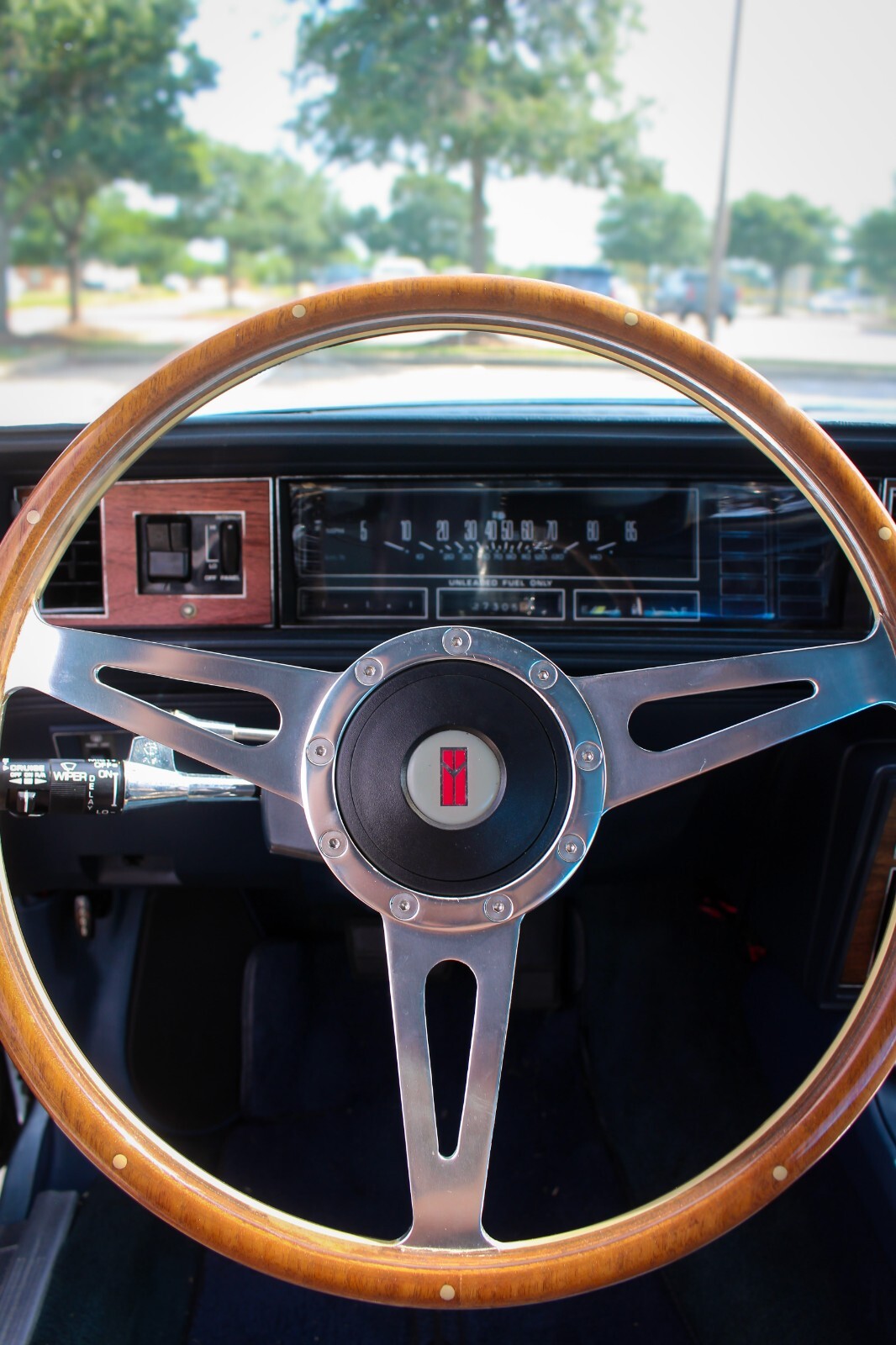 Oldsmobile-Cutlass-1987-Coupe-12
