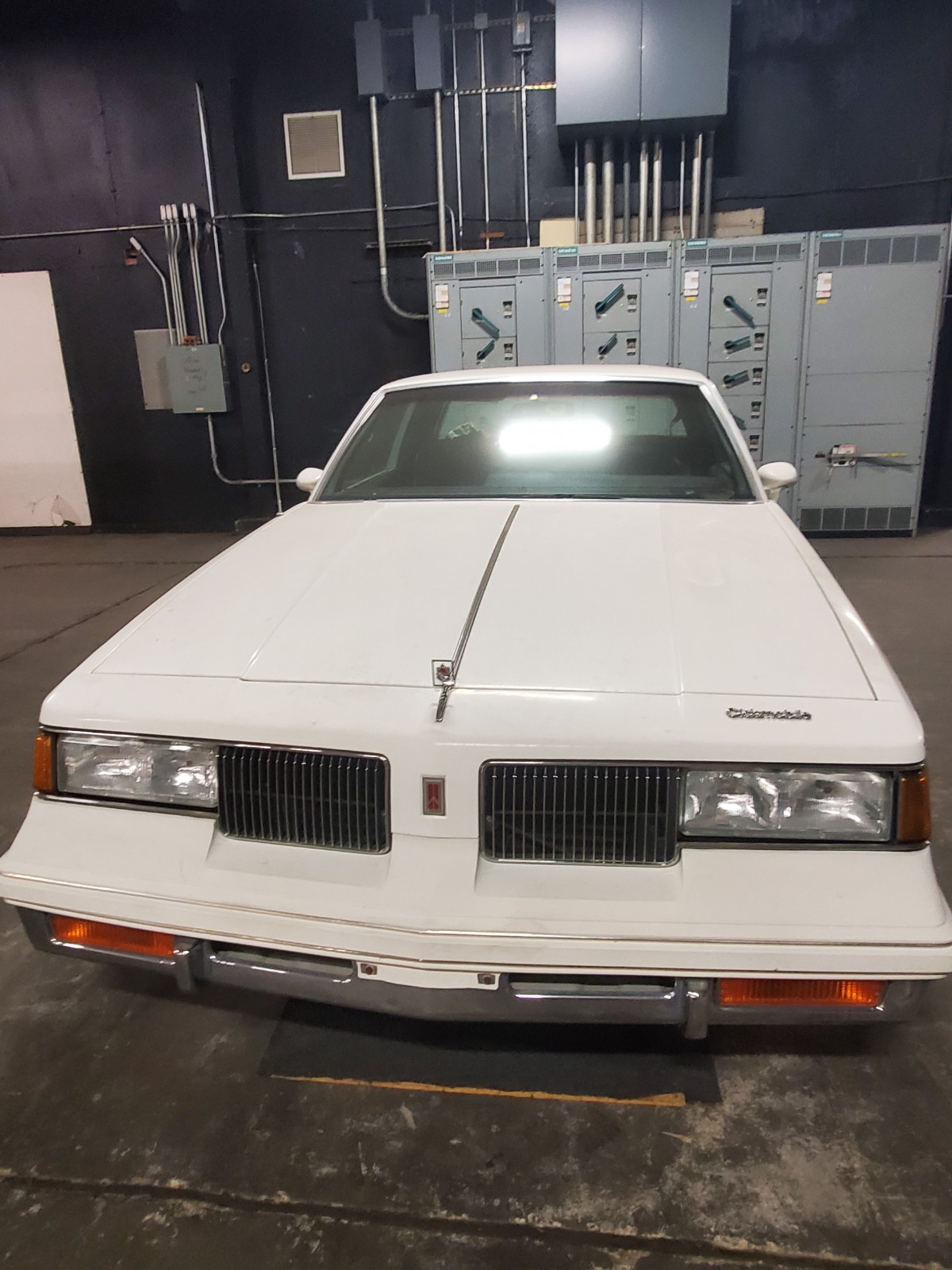 Oldsmobile-Cutlass-1987-Coupe-3