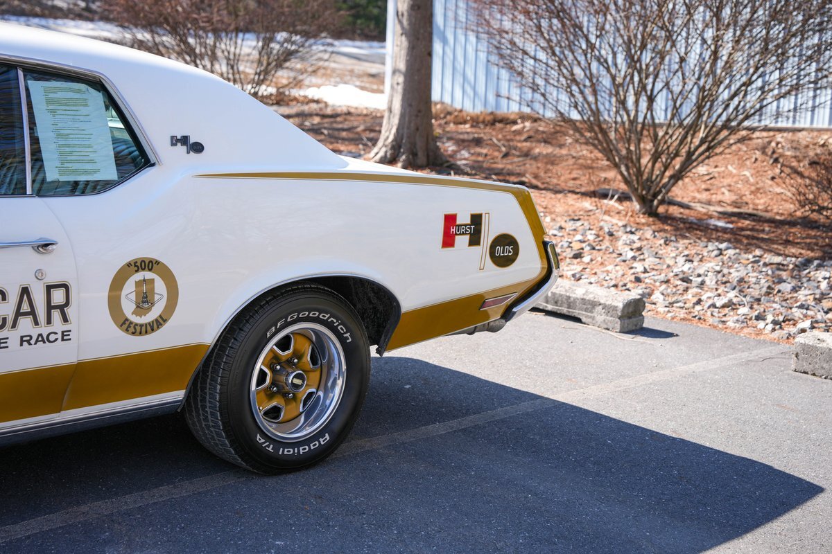 Oldsmobile-Cutlass-HurstOlds-1972-Hardtop-15