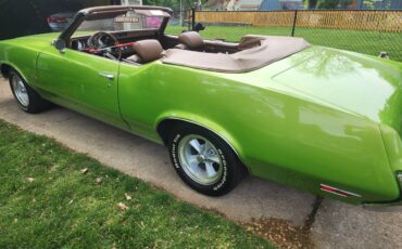 Oldsmobile-Cutlass-convertible-1972-yellow-1
