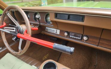 Oldsmobile-Cutlass-convertible-1972-yellow-5