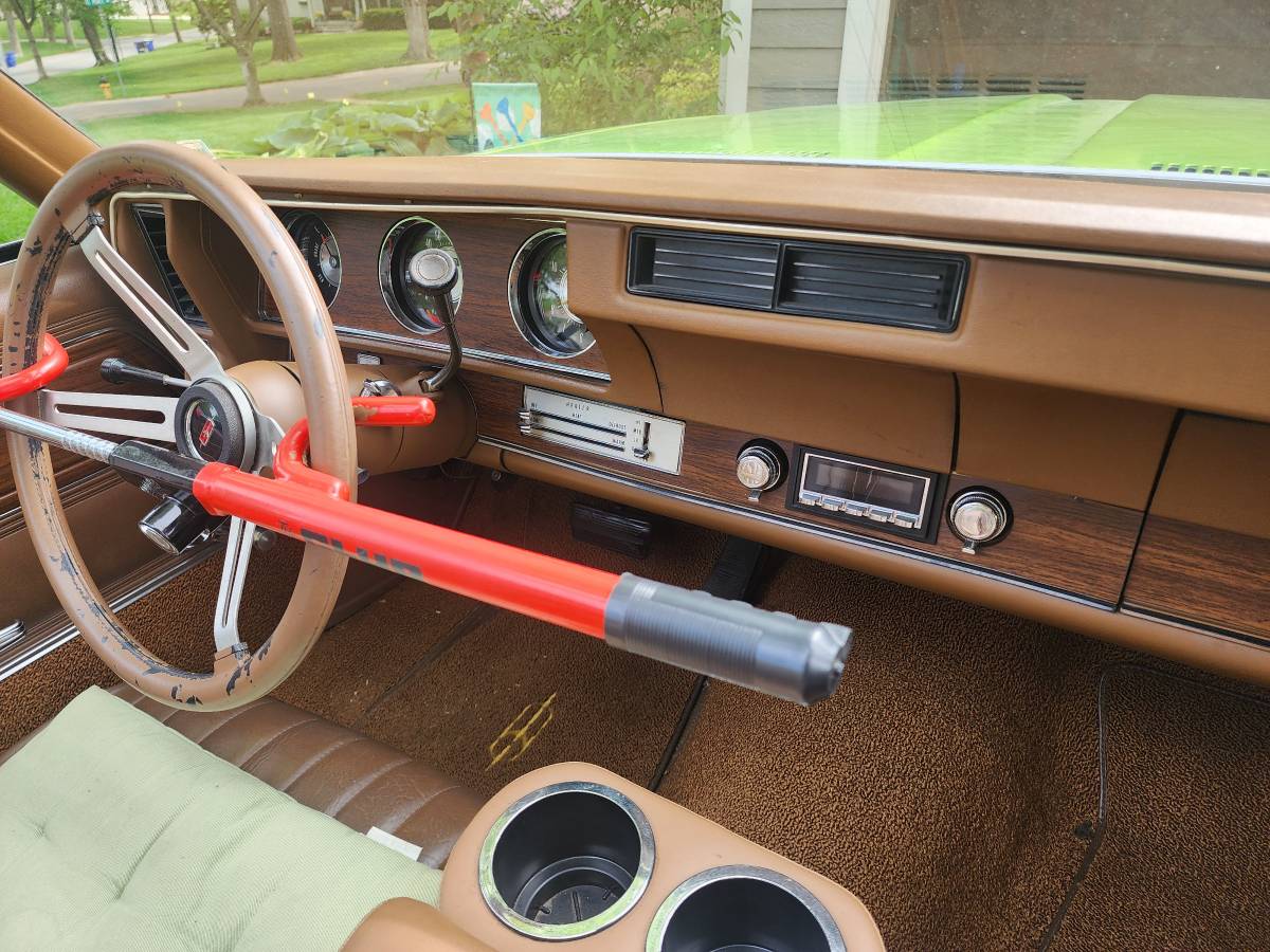 Oldsmobile-Cutlass-convertible-1972-yellow-5