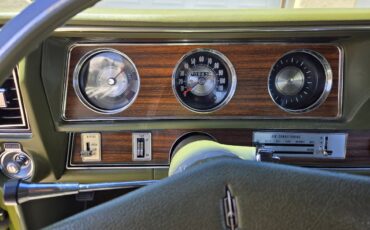 Oldsmobile-Cutlass-supreme-1971-green-10