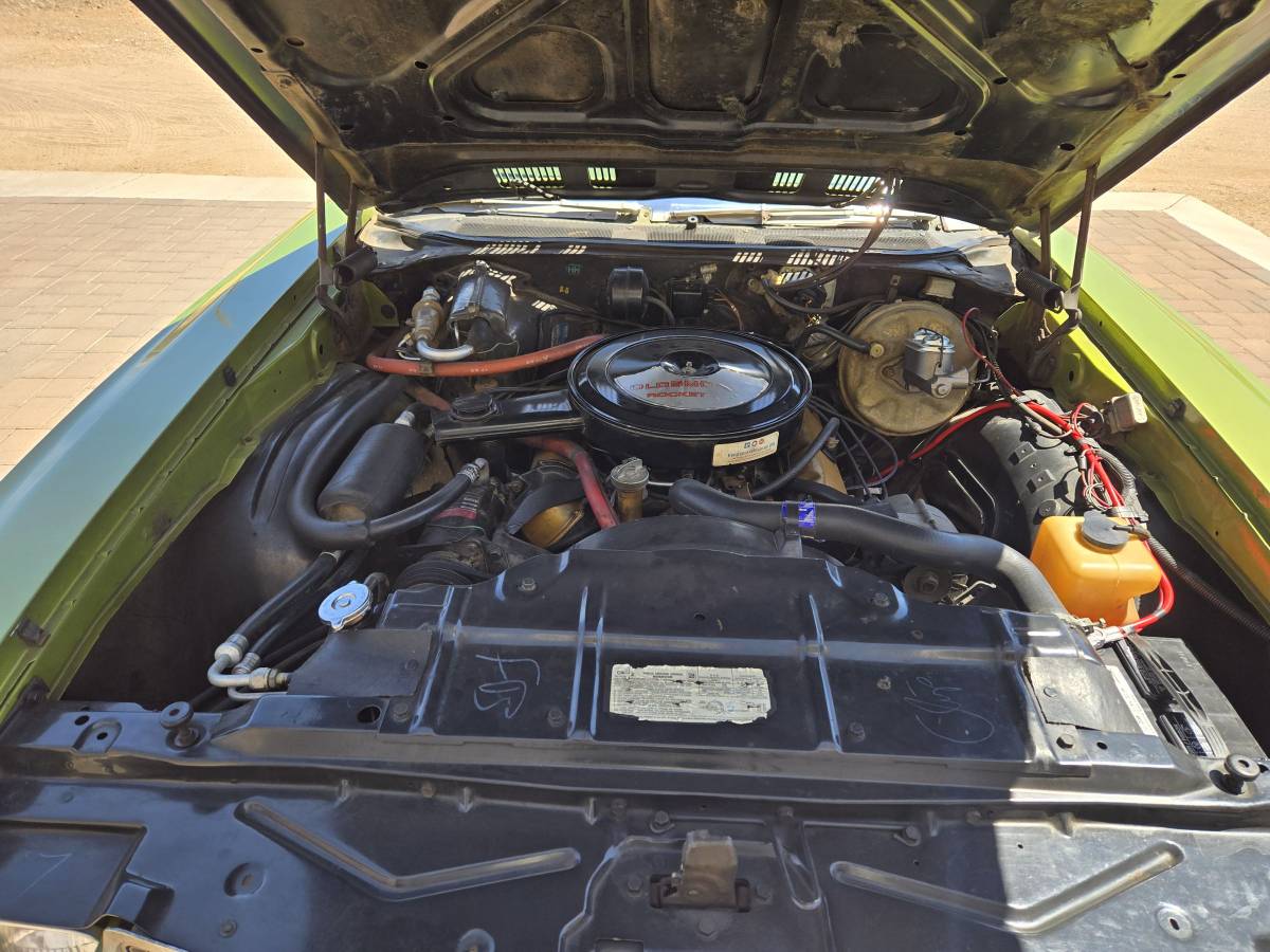 Oldsmobile-Cutlass-supreme-1971-green-11