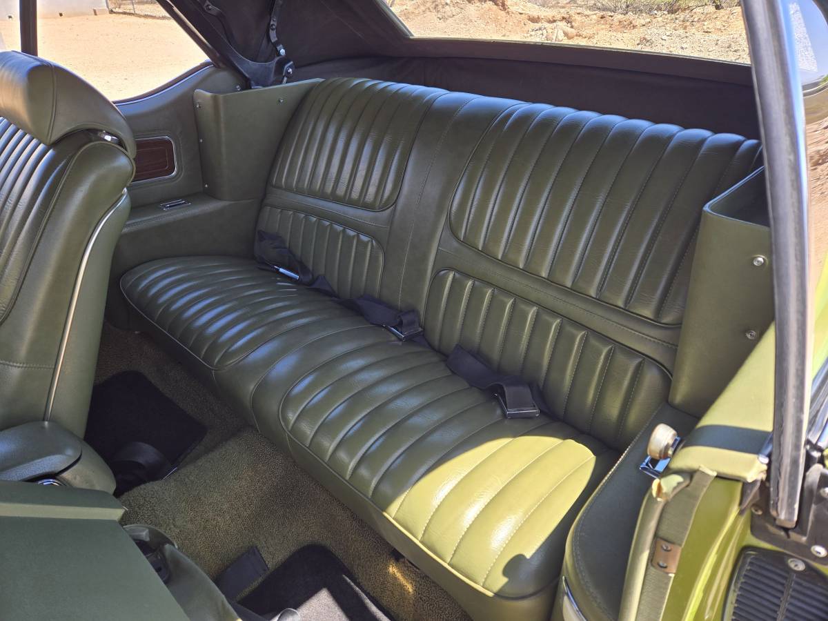 Oldsmobile-Cutlass-supreme-1971-green-9