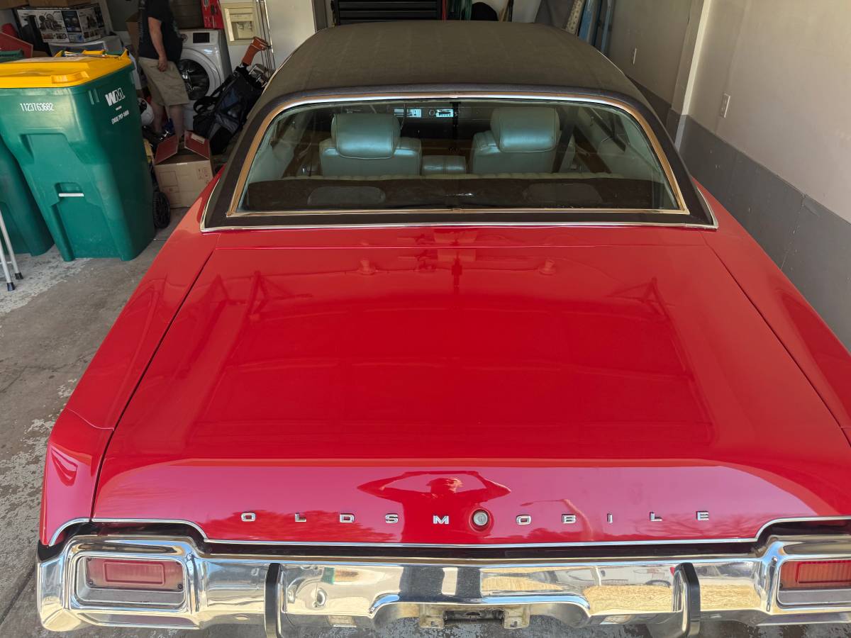 Oldsmobile-Cutlass-supreme-1971-red-2