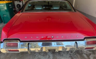 Oldsmobile-Cutlass-supreme-1971-red-20