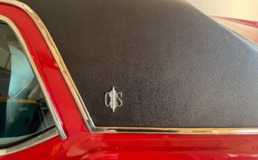Oldsmobile-Cutlass-supreme-1971-red-23