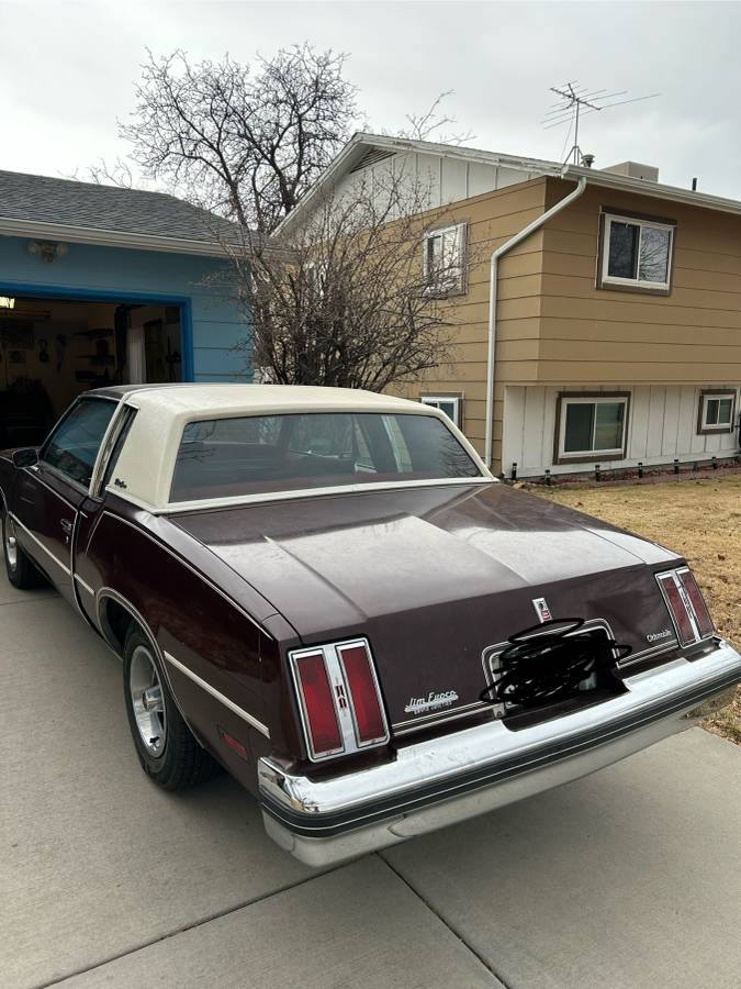 Oldsmobile-Cutlass-supreme-1978-red-4