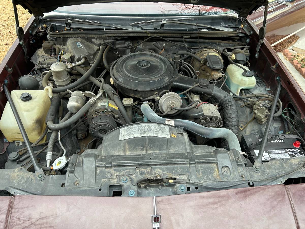 Oldsmobile-Cutlass-supreme-1978-red-8