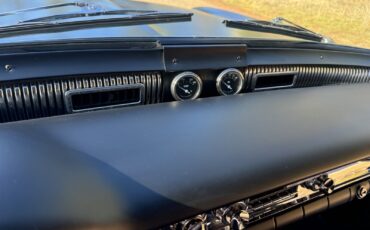 Oldsmobile-Eighty-Eight-1957-Coupe-11