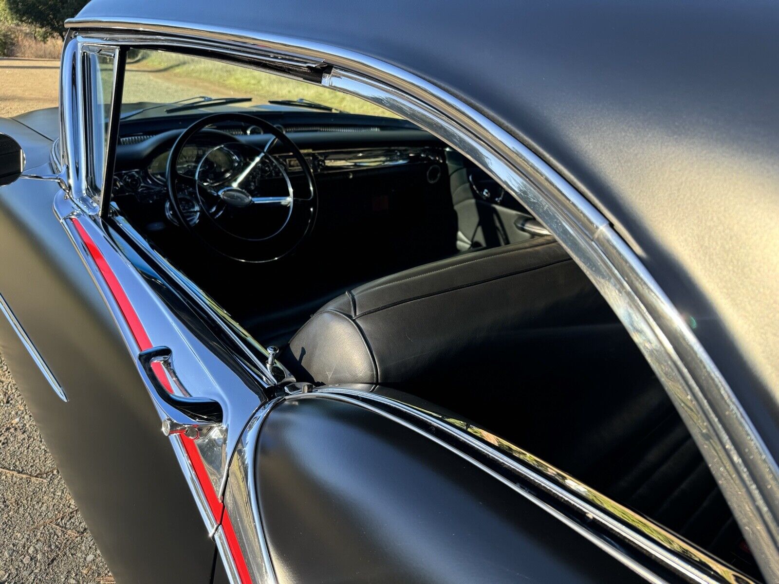 Oldsmobile-Eighty-Eight-1957-Coupe-13