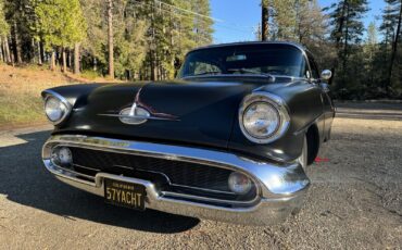 Oldsmobile-Eighty-Eight-1957-Coupe-14