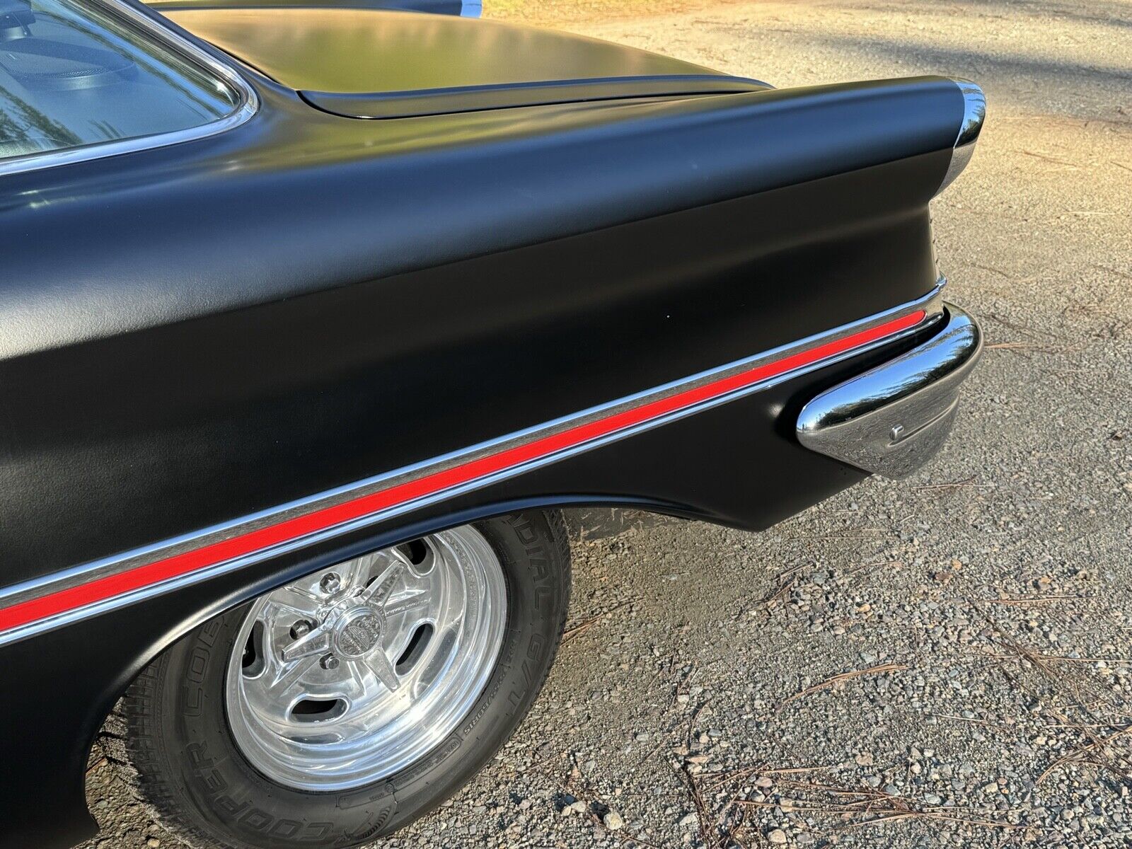 Oldsmobile-Eighty-Eight-1957-Coupe-18