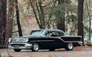 Oldsmobile-Eighty-Eight-1957-Coupe-31