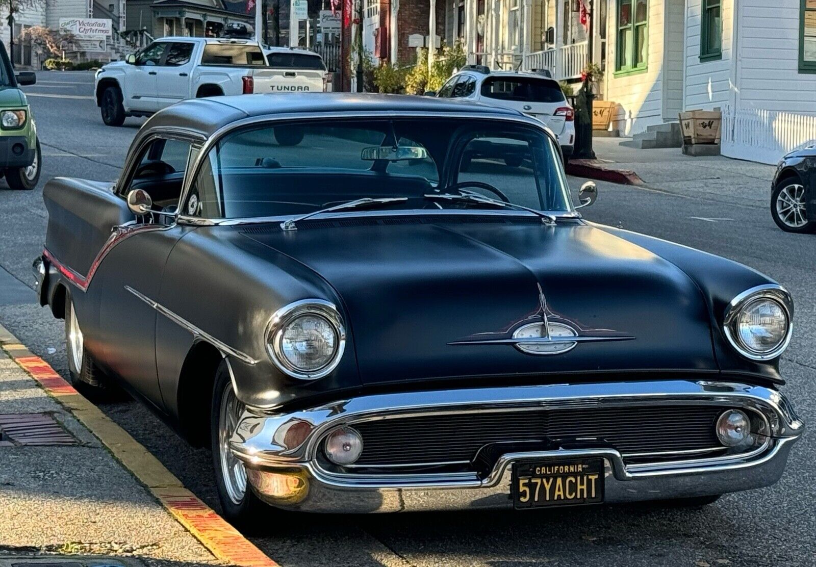 Oldsmobile-Eighty-Eight-1957-Coupe-32
