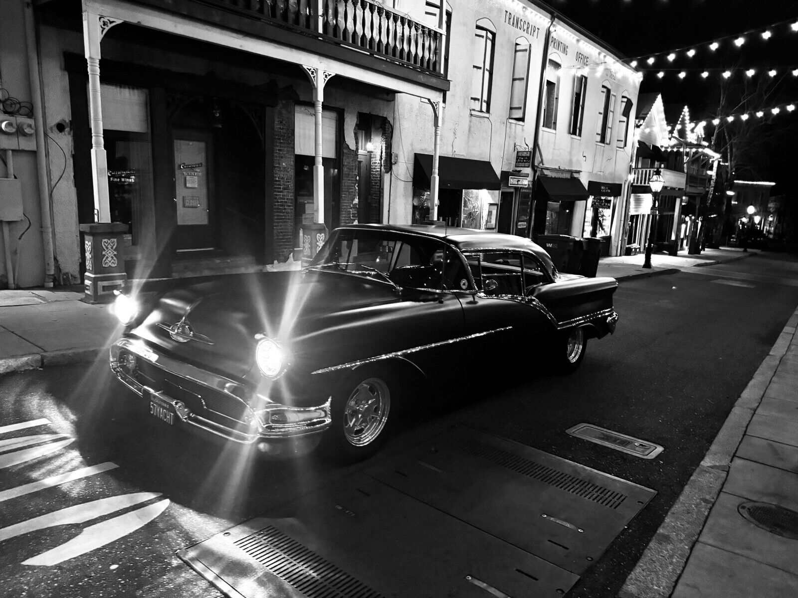 Oldsmobile-Eighty-Eight-1957-Coupe-35