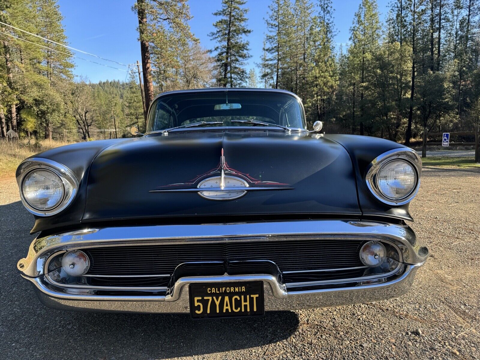 Oldsmobile-Eighty-Eight-1957-Coupe-37