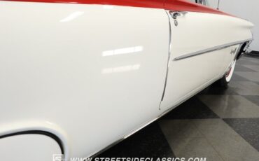 Oldsmobile-Eighty-Eight-1959-Coupe-25