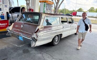 Oldsmobile-Eighty-Eight-1962-Wagon-1
