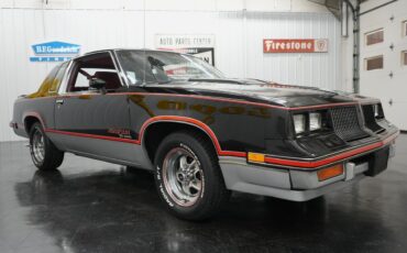 Oldsmobile-Hurst-15th-Anniversary-1983-20