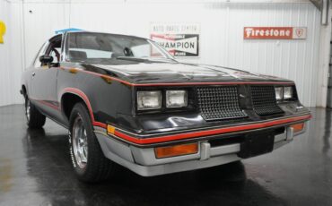 Oldsmobile-Hurst-15th-Anniversary-1983-22