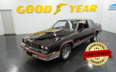 Oldsmobile Hurst 15th Anniversary 1983 --