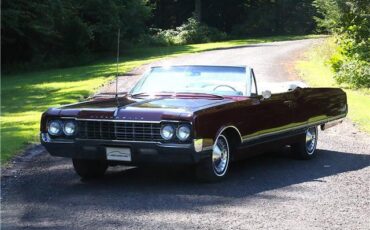 Oldsmobile-Ninety-Eight-1965-CONVERTIBLE