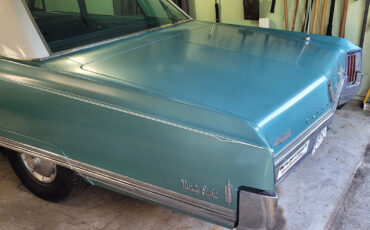 Oldsmobile-Ninety-Eight-1965-Sedan-4