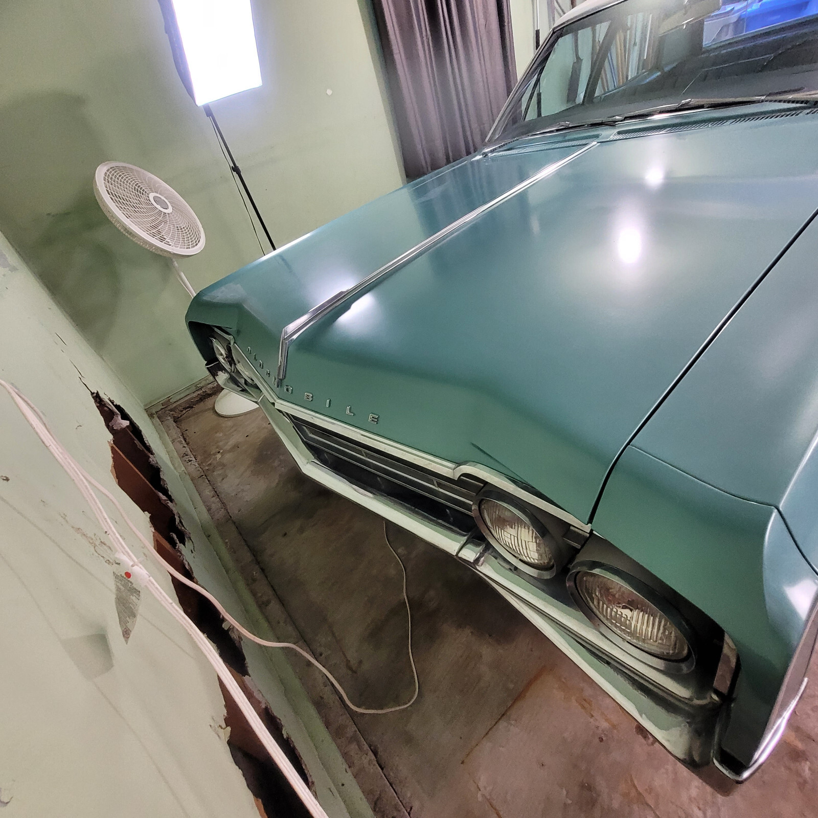 Oldsmobile-Ninety-Eight-1965-Sedan-6