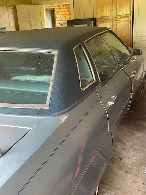 Oldsmobile-Ninety-Eight-1976-Sedan-6
