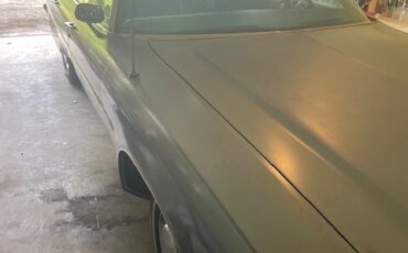 Oldsmobile-Ninety-Eight-1976-Sedan-7