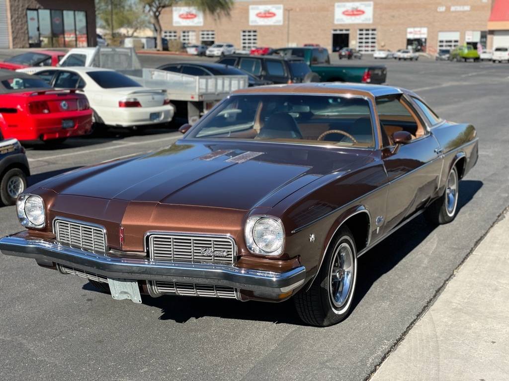 Oldsmobile-Restomod-ls3-1973-brown-3