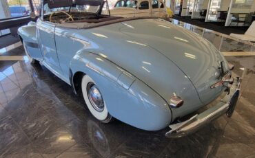 Oldsmobile-SERIES-90-1940-2
