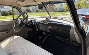Oldsmobile-Series-76-2dr-sedan-1950-black-11