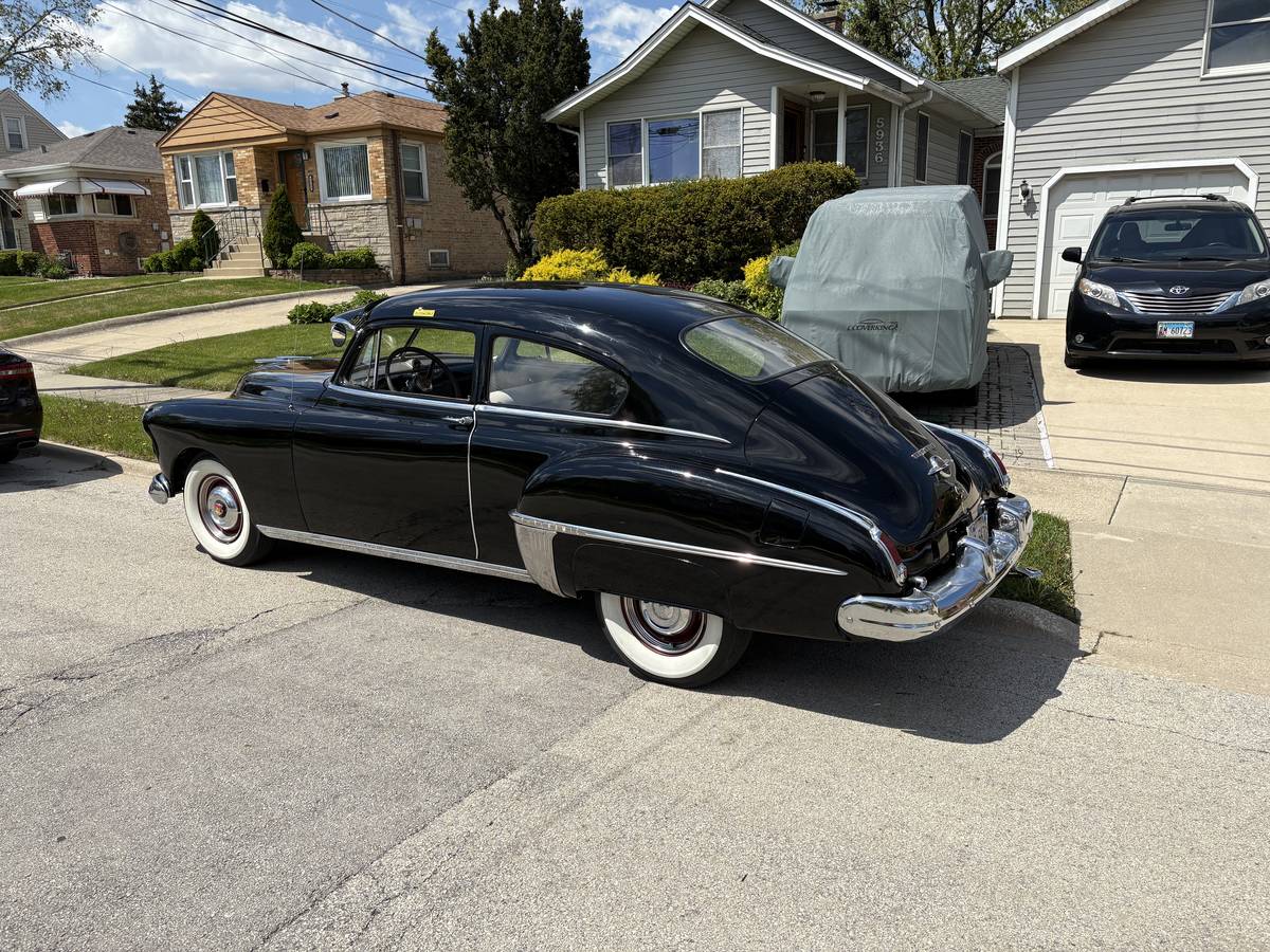 Oldsmobile-Series-76-2dr-sedan-1950-black-21