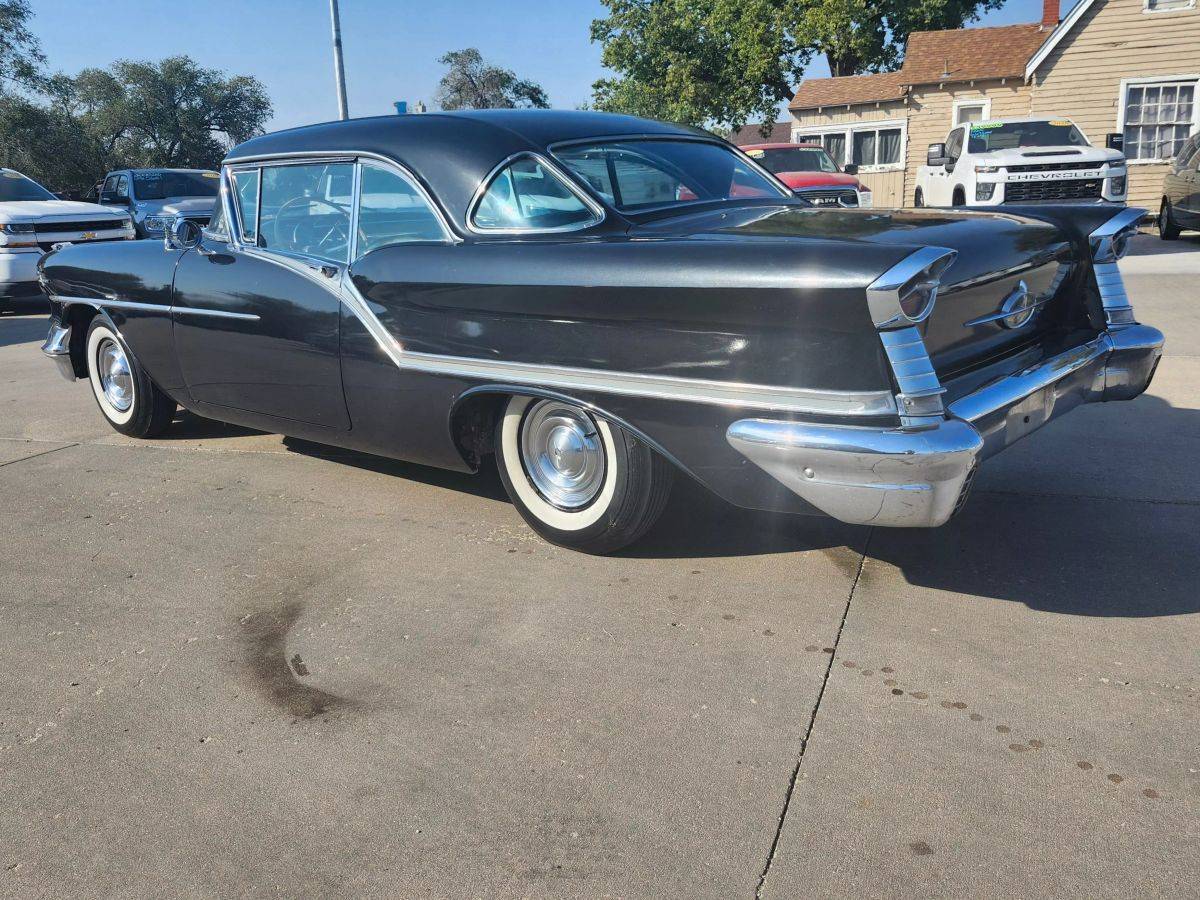 Oldsmobile-Super-88-1957-black-10