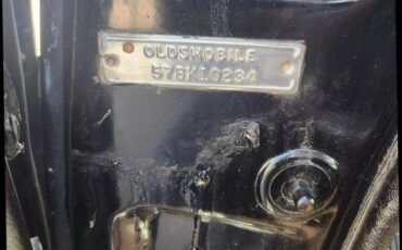 Oldsmobile-Super-88-1957-black-22