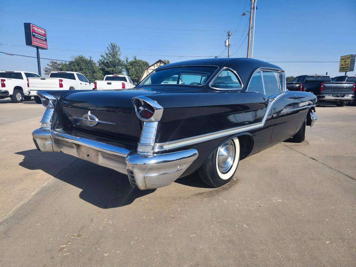 Oldsmobile-Super-88-1957-black-5