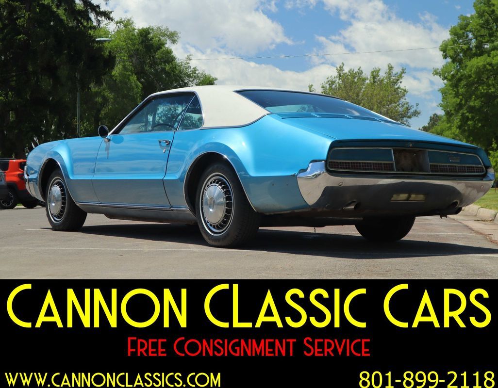 Oldsmobile-Toronado-1967-15